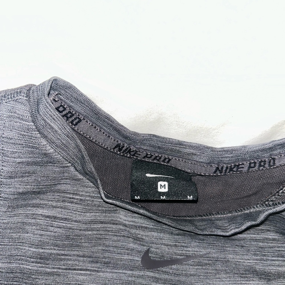 Nike Pro Top - Picture 2 of 2